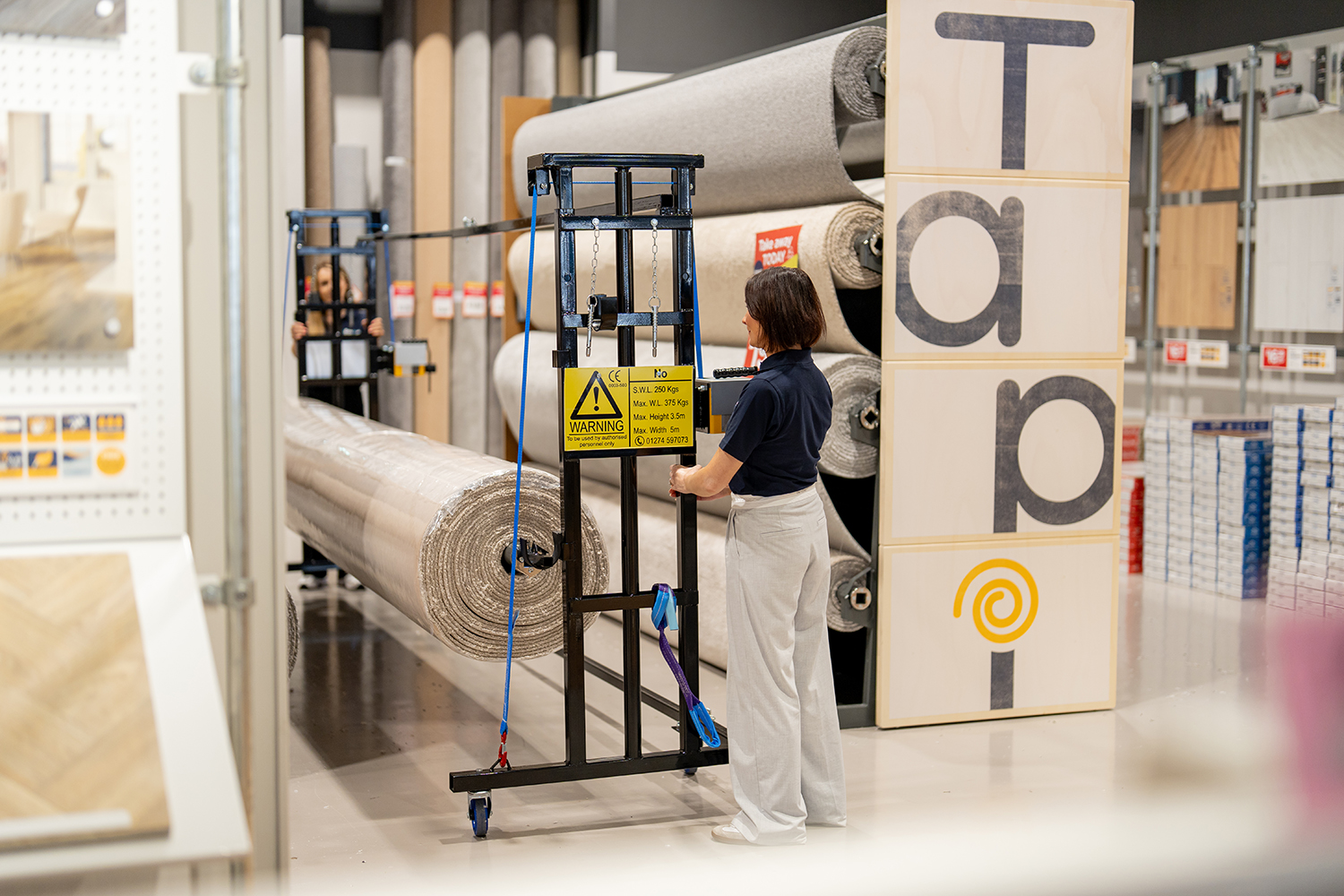 EasiLift Carpet and Vinyl Handing Machine